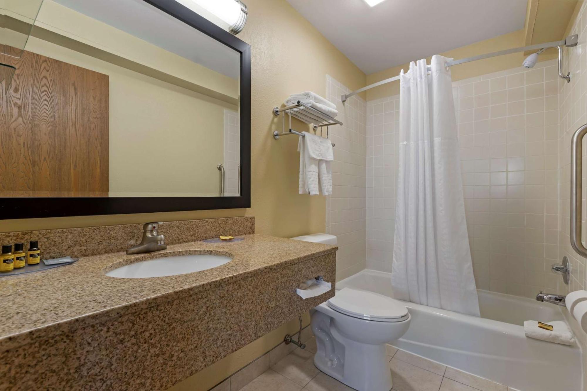 Best Western Plus Altoona Inn Kültér fotó